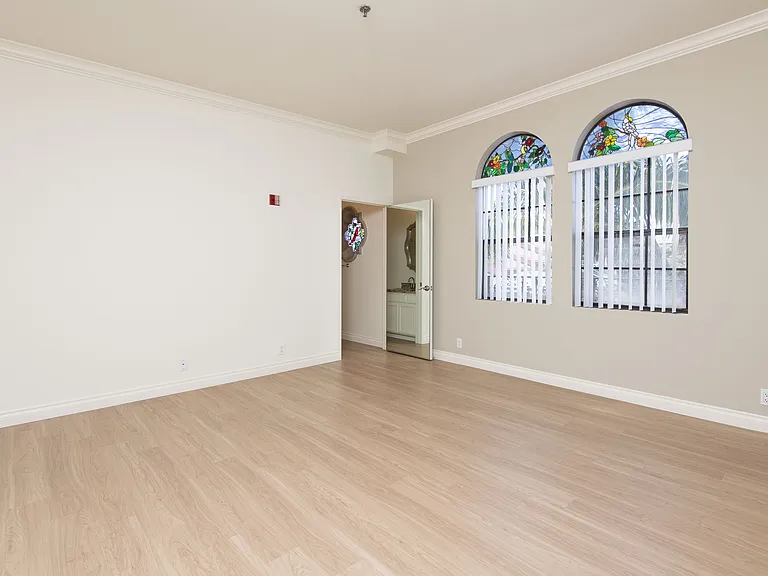 7120 Ramsgate Ave #201 — Photo 17