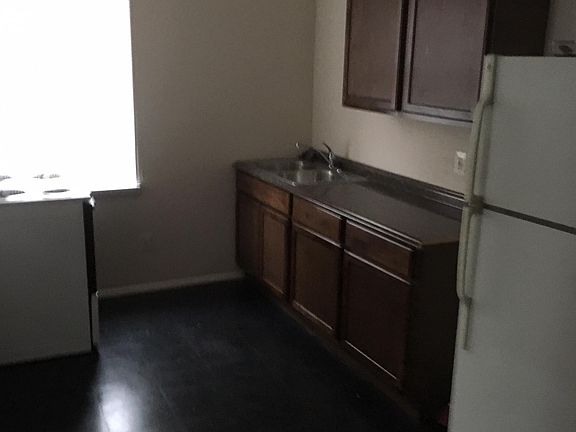 2nd image of 5243 Robin Ave