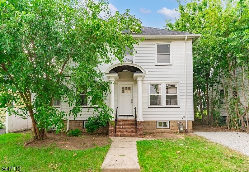 1st image of 332 Harrison Ave