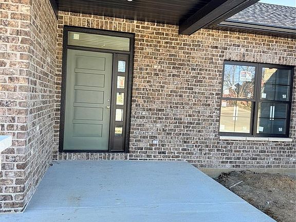 2nd image of 1362 Riverwoods Trl