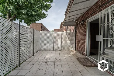 Rented by LIX Real Estate LLC