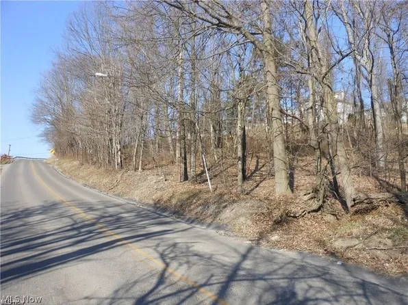 Greenwood Ave, Cambridge, OH 43725