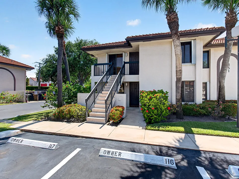 351 Club Cir #101