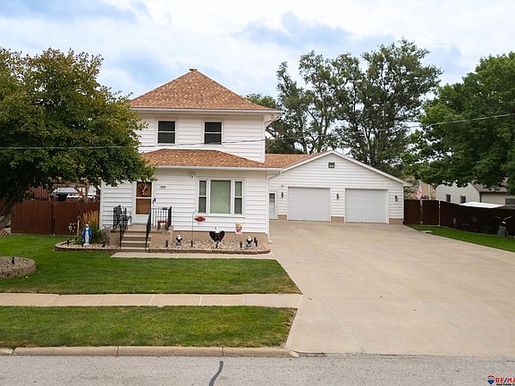 5th image of 1919 S 8th St