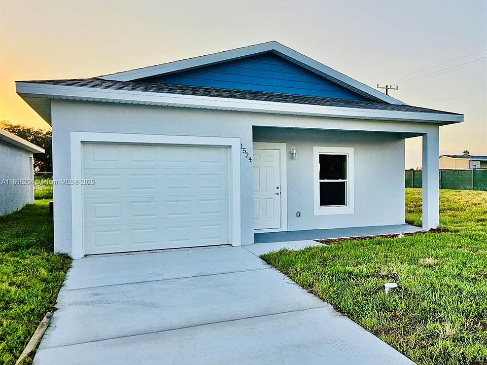 1st image of 1435 Las Villas Blvd