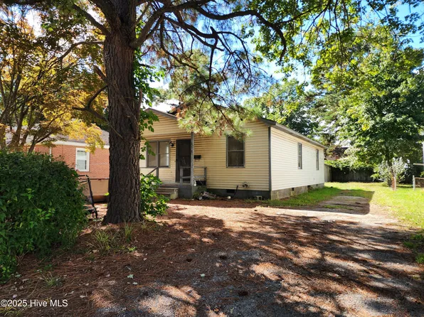 111 Pritchard Street, Elizabeth City, NC 27909