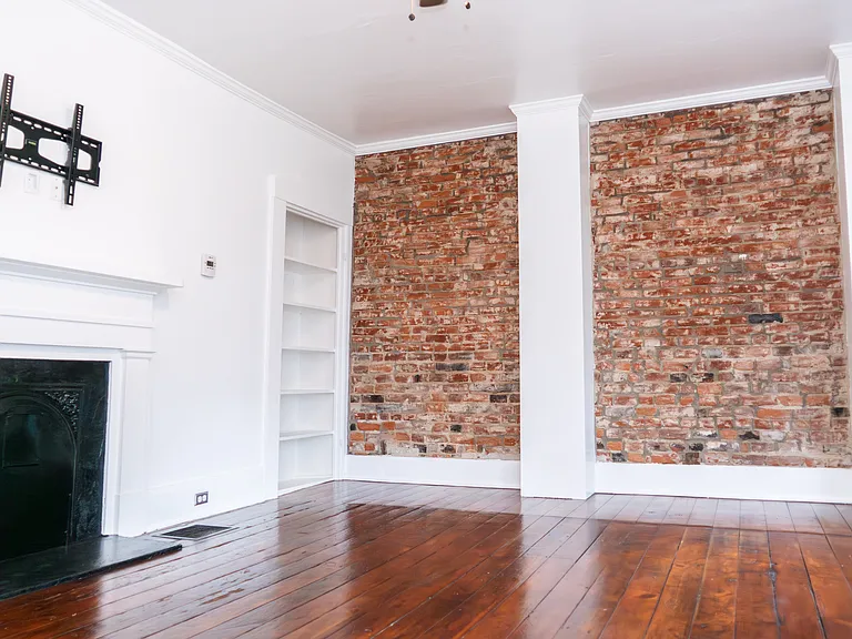 117 E Vine St — Photo 6