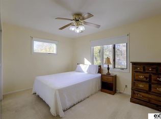 6650 Lafayette Ave, Omaha, NE 68132