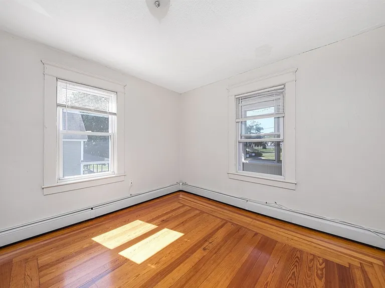 51 Rosemont St #2 — Photo 8