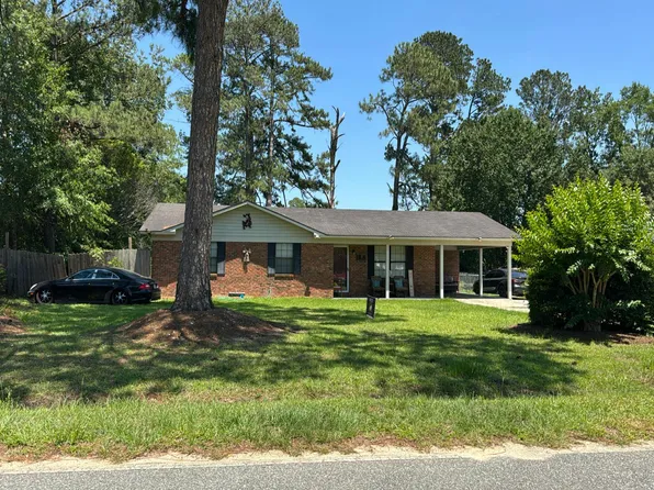 615 S Rountree St, Metter, GA 30439