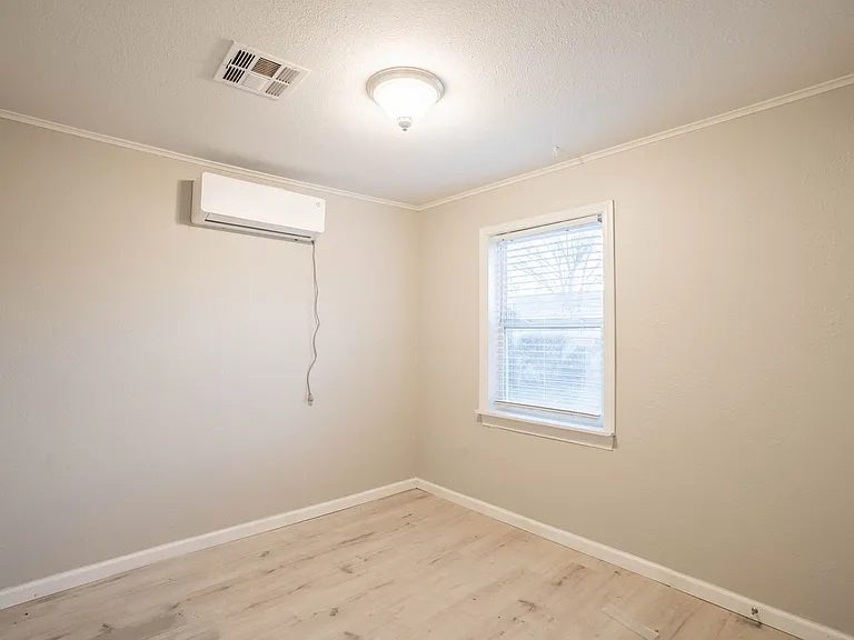 414 S 69th East Ave — Photo 9
