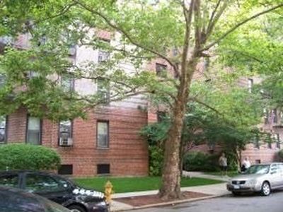 2212 Plumb 1st St APT 2H, Brooklyn, NY, 11229