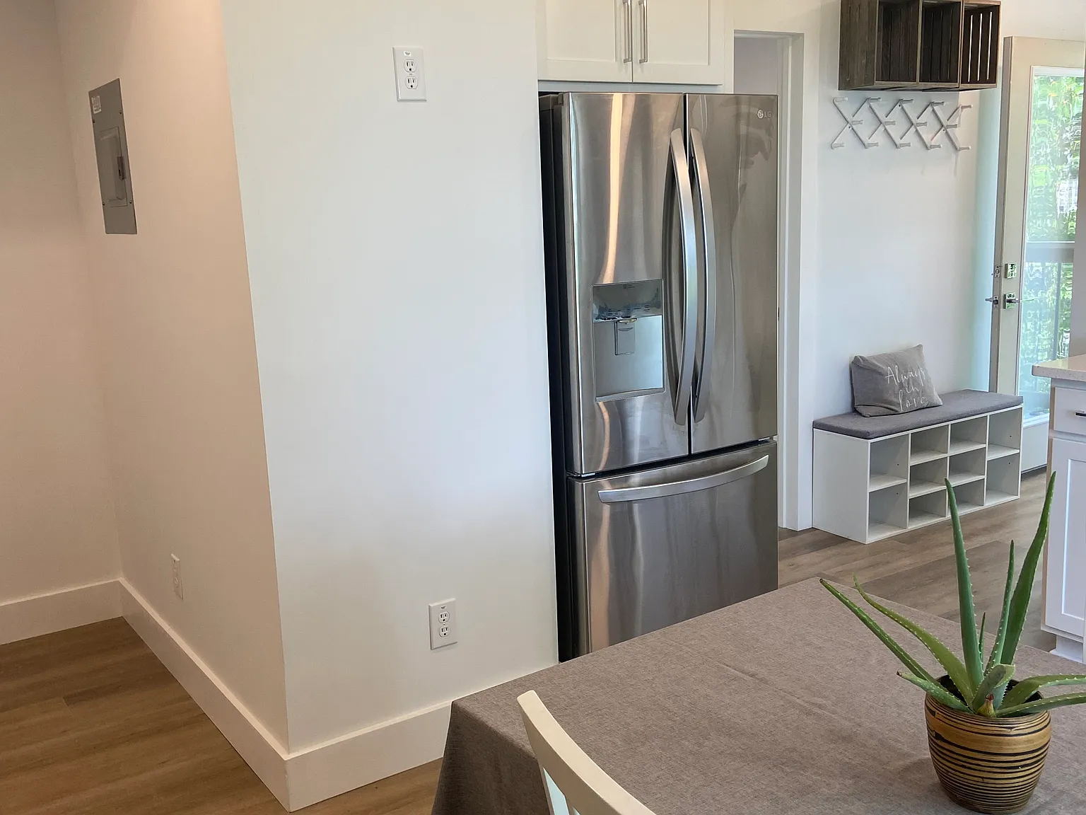 2 bed, 600 sqft, $1,450 — Photo 3