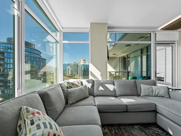110 Switchmen St #1503, Vancouver, BC V6A 0C6