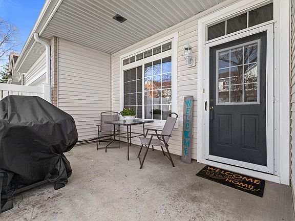 2nd image of 17190 Monroe Dr NW