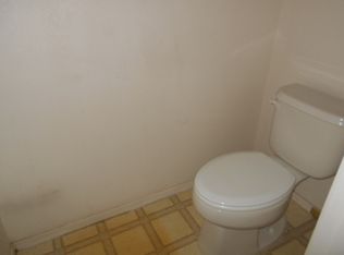 806 Bladensburg St, Las Vegas, NV 89110