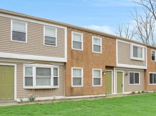 1578 Worthington Row Dr, Columbus, OH 43235