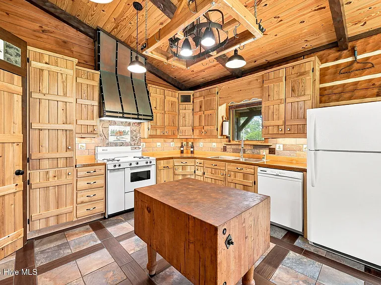 5103 Hillmon Grove Rd — Photo 11