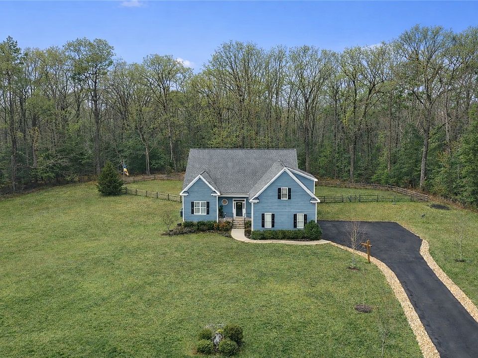 1st image of 4430 Gelding Rd