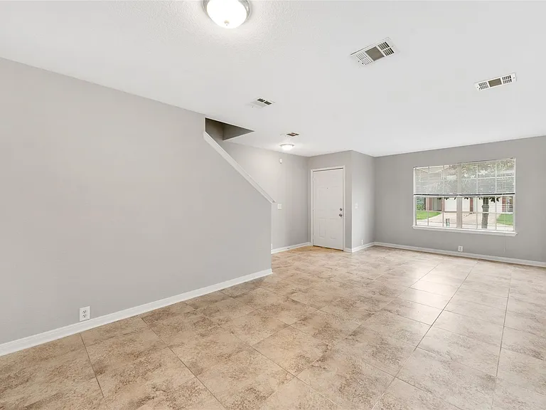 13515 Naples Bridge Rd — Photo 6