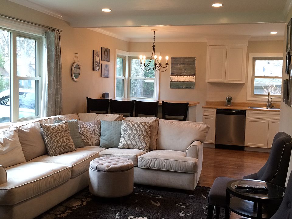 1st image of 1135 White Oak Dr
