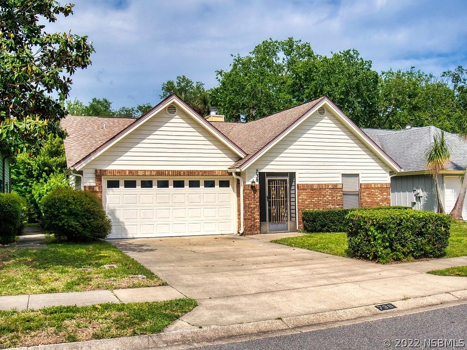 1st image of 738 Pine Shores Cir