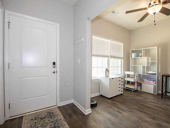5th image of 2770 Alyssum Dr