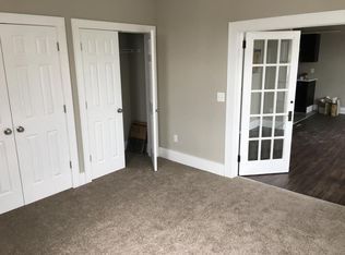 28 W Somerset St STE B, Raritan, NJ 08869