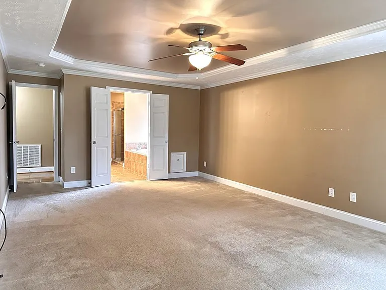 2928 Prioress Dr — Photo 15