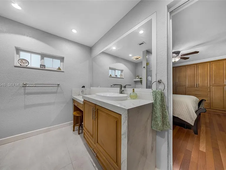 5862 W 2nd Ct — Photo 19
