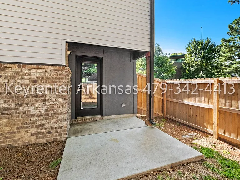 899 N Rupple Rd #121 — Photo 27