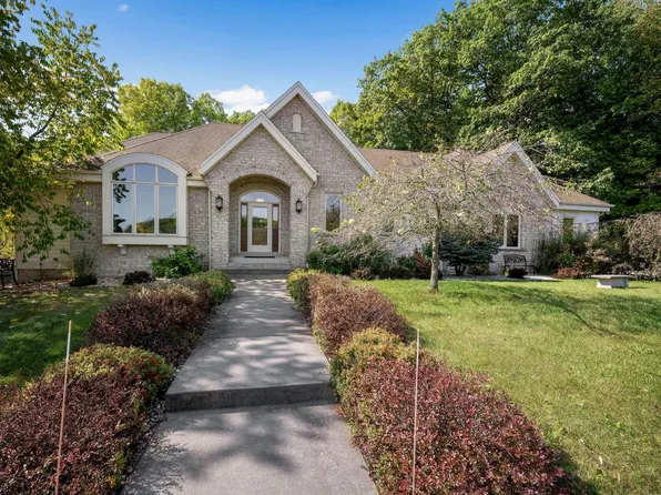 9064 Forest View ROAD, Kewaskum, WI 53040