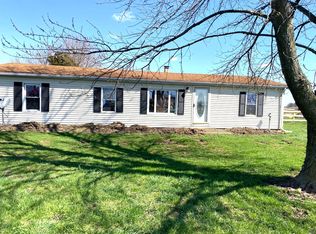 6027 N 5000e Rd, Manteno, IL 60950