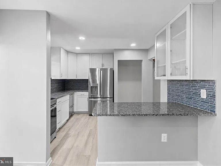 743 Saint Michaels Dr — Photo 5