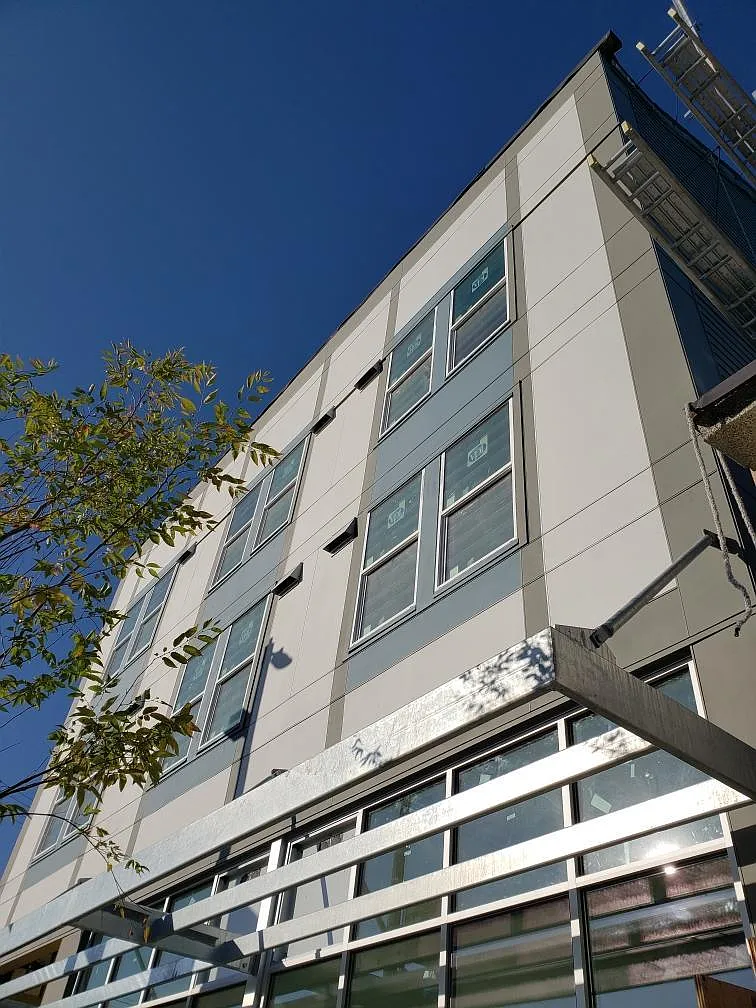 1216 Martin Luther King Jr Way — Photo 2
