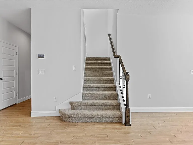 15537 Mango Isle St — Photo 43