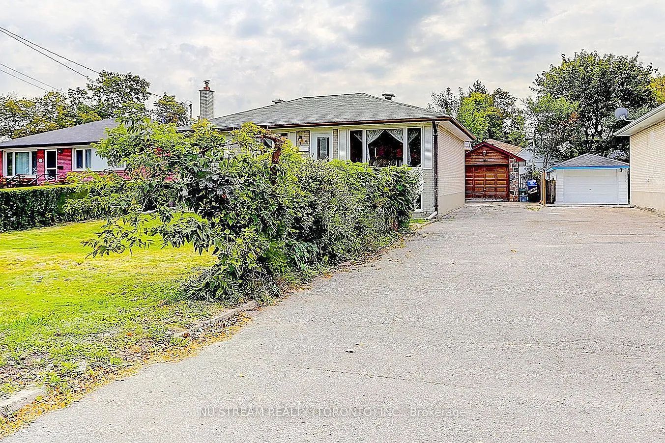 3 bed, $2,900 — Photo 2