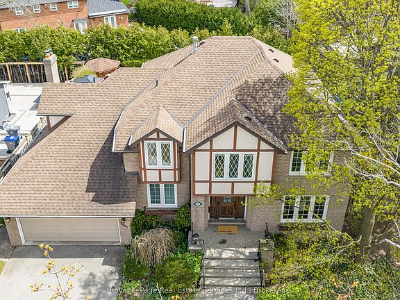 5th image of 2082 Mississauga Rd
