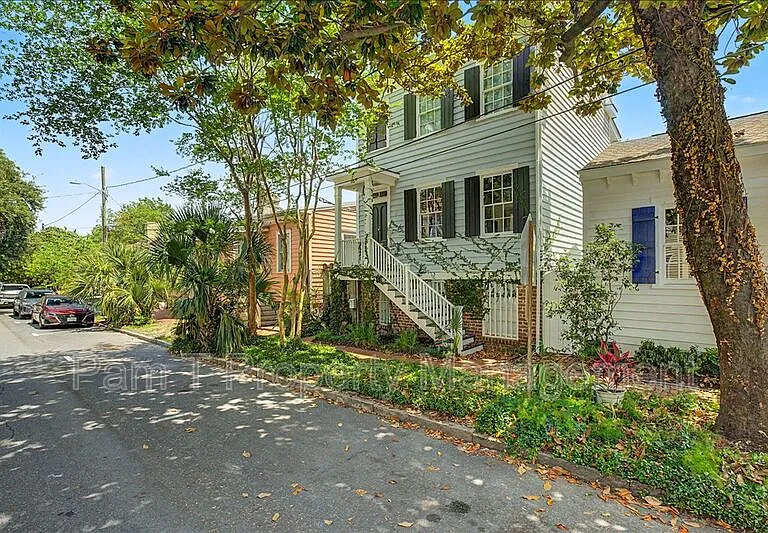 521 E Harris St #A — Photo 16