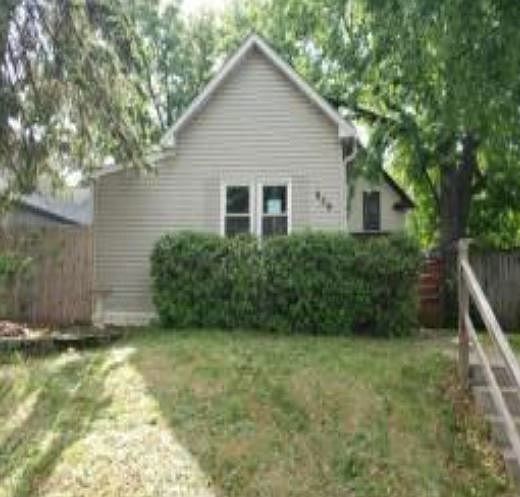 1st image of 629 Orleans St