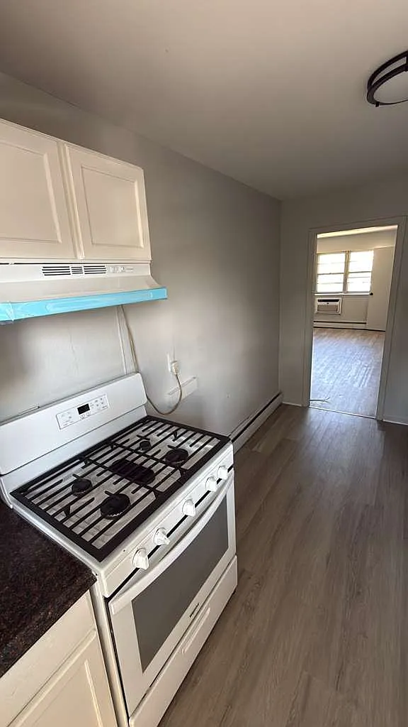 2 bed, $2,150 — Photo 4