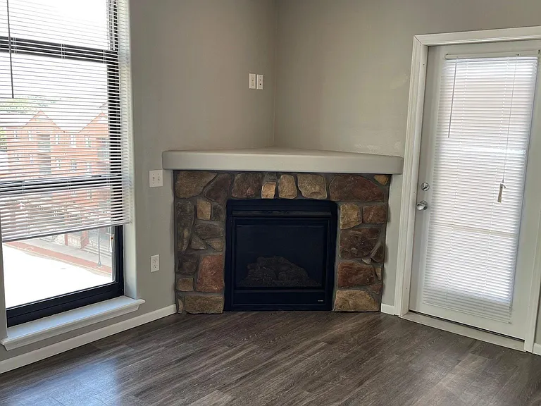 229 S Dubuque St #331 — Photo 6