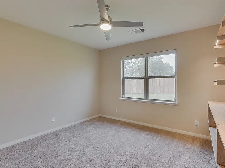 1517 Hill Top Ct — Photo 20