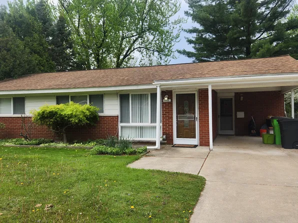 2523 Empire Dr, West Bloomfield, MI 48324