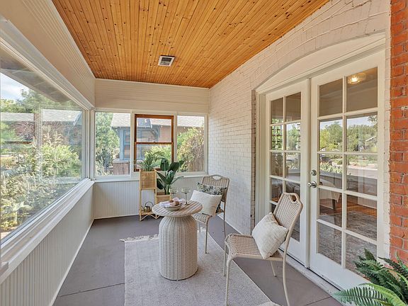 5th image of 520 Luna Blvd NW