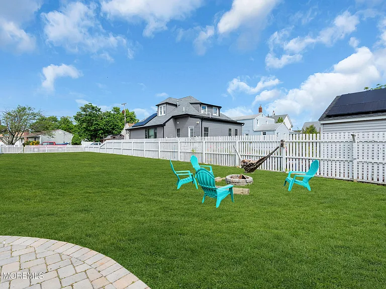 505 Long Branch Ave — Photo 37