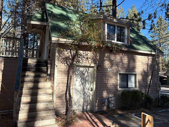 2nd image of 434 Eureka Dr #11