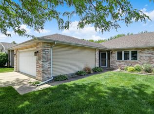 8546 Orchard Dr, Highland, IN 46322