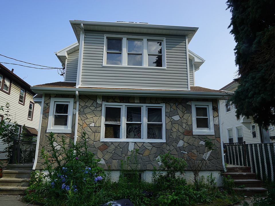 1st image of 19326 Woodhull Ave