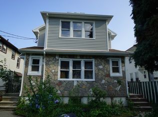 19326 Woodhull Ave, Jamaica, NY 11423